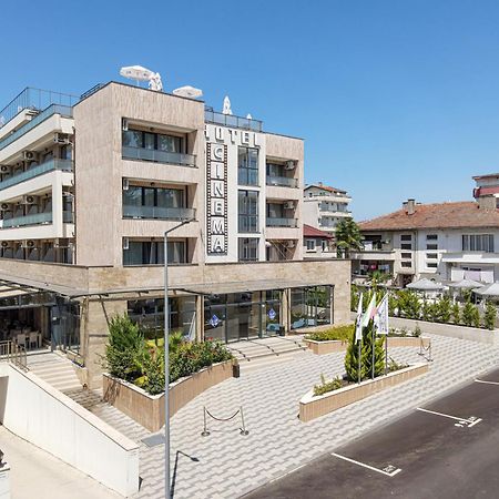 Cinema Hotel Primorsko Exteriér fotografie