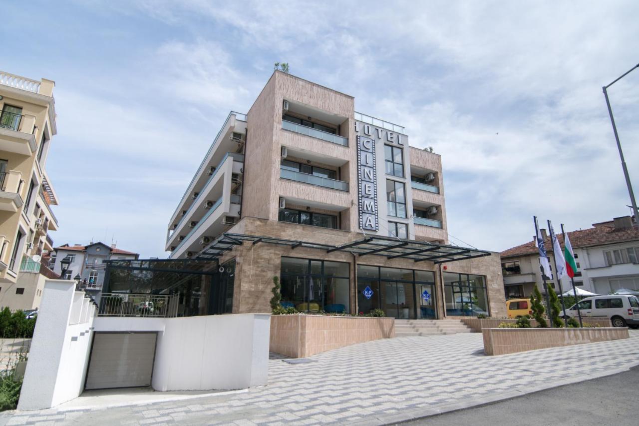 Cinema Hotel Primorsko Exteriér fotografie