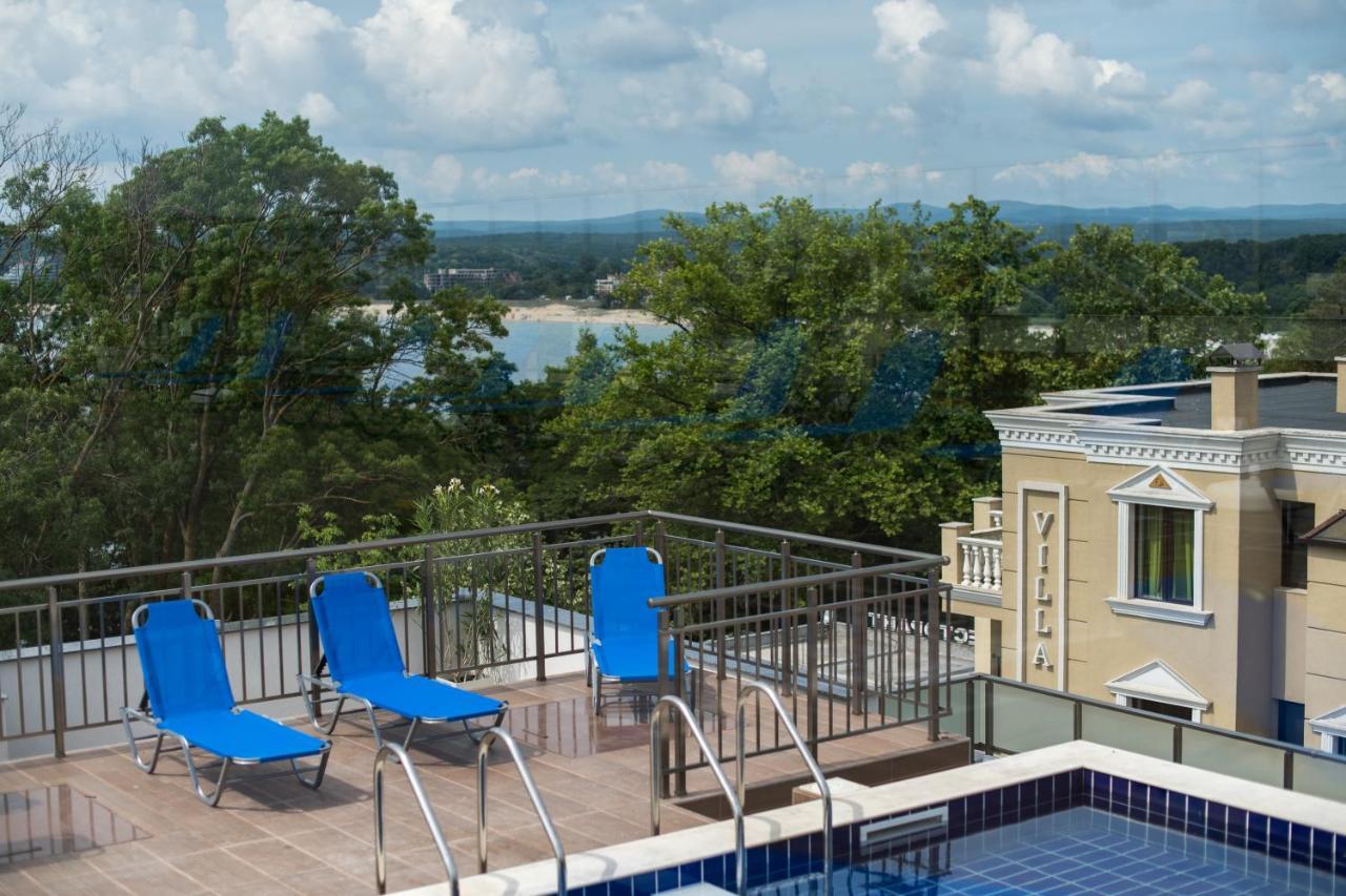 Cinema Hotel Primorsko Exteriér fotografie